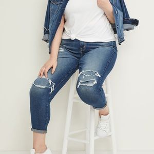 BOYFRIEND JEAN - MEDIUM WASH WITH DESTRUCTION